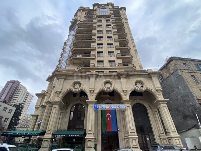 Продаётся 4-комн. новостройка 240 м², м. Низами, photo 26 from 31