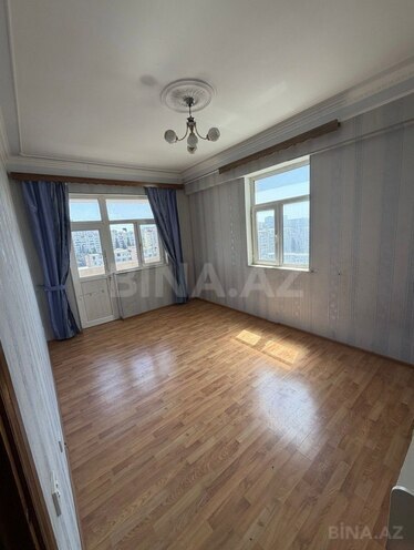 Satılır 3 otaqlı köhnə tikili 112 m², Neftçilər m., photo 1 from 9