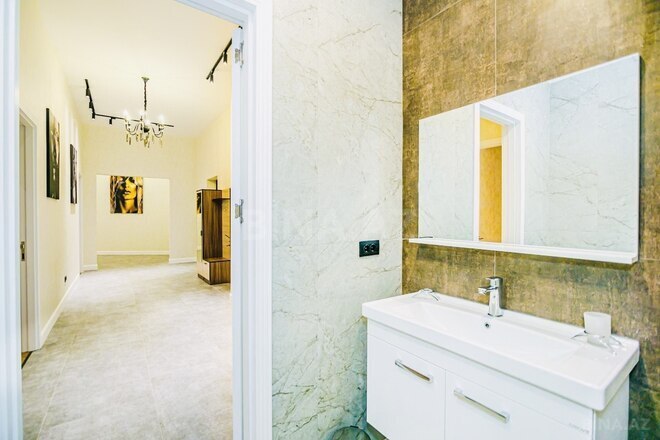 Satılır 4 otaqlı yeni tikili 171 m², Sahil m., photo 14 from 15