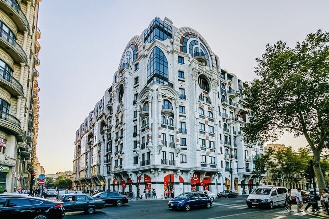 Satılır 4 otaqlı yeni tikili 171 m², Sahil m., photo 1 from 15