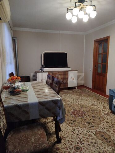 İcarəyə verilir 2 otaqlı köhnə tikili 45 m², Elmlər Akademiyası m., photo 3 from 12