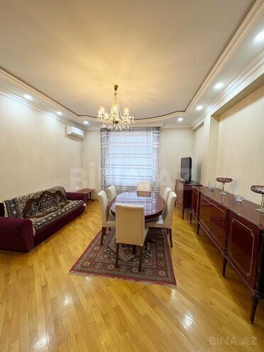 Сдаётся 2-комн. новостройка 80 м², м. Азадлыг проспекти, photo 1 from 10