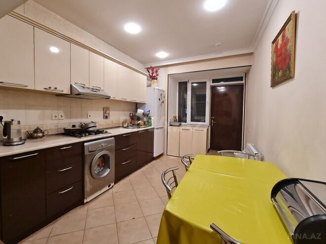 Сдаётся 3-комн. вторичка 95 м², м. Нариман Нариманов, photo 10 from 17