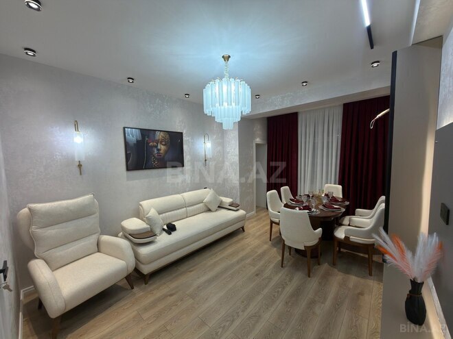 Продаётся 3-комн. новостройка 77 м², м. Ази Асланов, photo 1 from 19