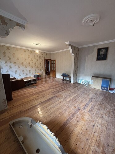 İcarəyə verilir 4 otaqlı köhnə tikili 120 m², İnşaatçılar m., photo 1 from 17