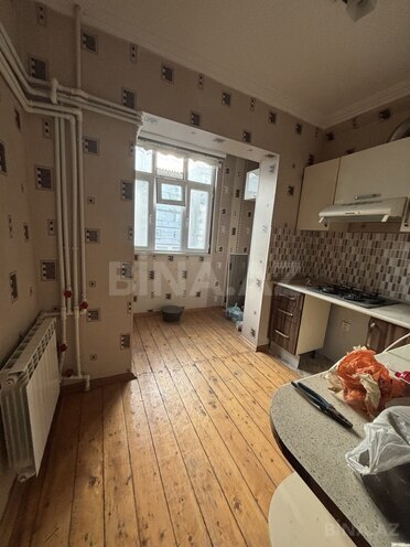 İcarəyə verilir 4 otaqlı köhnə tikili 120 m², İnşaatçılar m., photo 11 from 17
