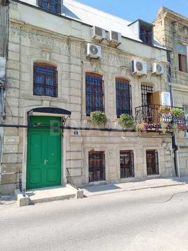 İcarəyə verilir 5 otaqlı köhnə tikili 155 m², Sahil m., photo 22 from 24
