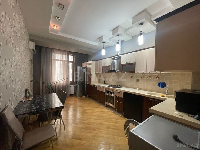 İcarəyə verilir 3 otaqlı yeni tikili 150 m², Nizami m., photo 9 from 17