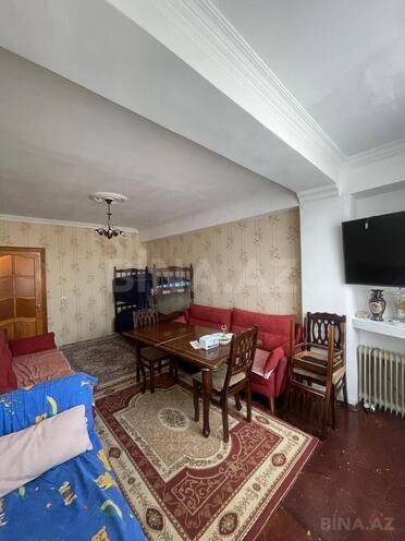 Продаётся 2-комн. вторичка 42 м², м. Ази Асланов, photo 18 from 20