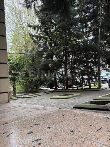 Satılır 2 otaqlı köhnə tikili 40 m², İnşaatçılar m., photo 11 from 12