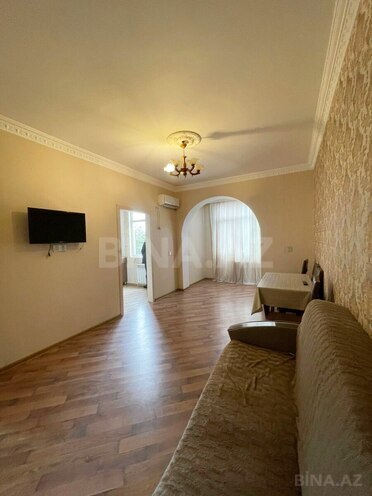 Сдаётся 2-комн. вторичка 55 м², м. Мемар Аджеми, photo 7 from 12