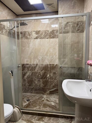 Сдаётся 2-комн. новостройка 70 м², м. Кара Караев, photo 3 from 6