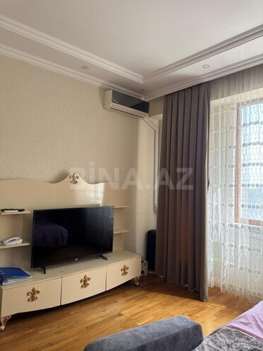 Сдаётся 2-комн. новостройка 70 м², м. Кара Караев, photo 1 from 6