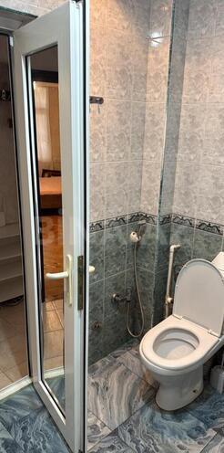 İcarəyə verilir 3 otaqlı köhnə tikili 80 m², 8 Noyabr m., photo 11 from 12