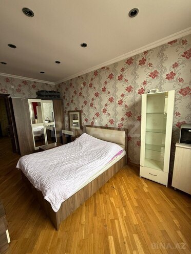 Сдаётся 3-комн. новостройка 120 м², м. 8 ноября, photo 4 from 11