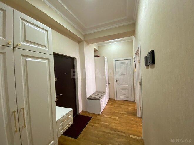 Сдаётся 2-комн. новостройка 70 м², м. Нефтчиляр, photo 7 from 12