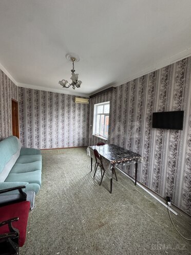 Сдаётся 2-комн. вторичка 38 м², пос. Бакиханова, photo 1 from 10