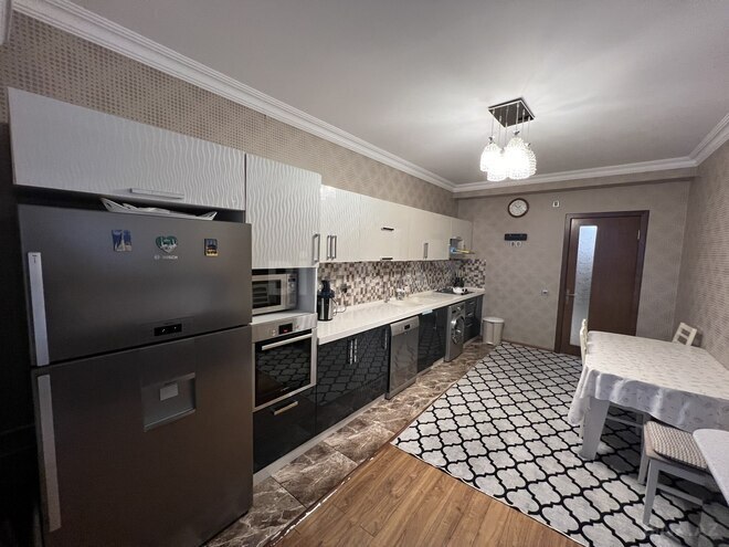 Продаётся 4-комн. новостройка 180 м², м. Элмляр Академиясы, photo 11 from 19