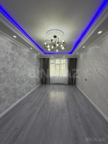 Продаётся 3-комн. вторичка 70 м², м. Ахмедлы, photo 1 from 18