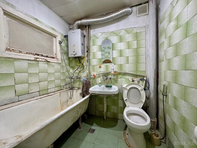 Продаётся 2-комн. вторичка 50 м², м. Кара Караев, photo 12 from 13
