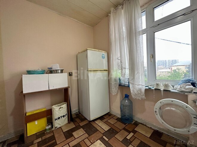 Продаётся 2-комн. вторичка 50 м², м. Кара Караев, photo 11 from 13