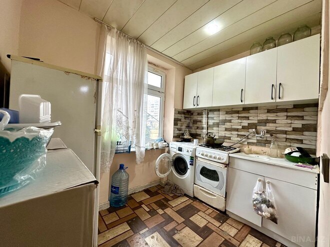 Продаётся 2-комн. вторичка 50 м², м. Кара Караев, photo 9 from 13