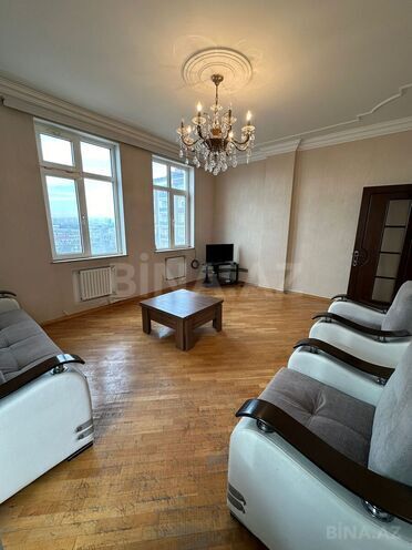 Сдаётся 2-комн. новостройка 76 м², м. Нариман Нариманов, photo 1 from 10