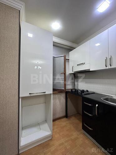 Продаётся 3-комн. вторичка 45 м², м. Ази Асланов, photo 4 from 15
