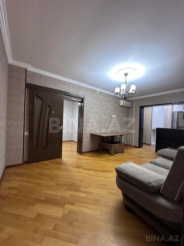 Продаётся 3-комн. вторичка 45 м², м. Ази Асланов, photo 12 from 15
