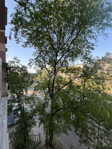 Satılır 2 otaqlı köhnə tikili 55 m², Elmlər Akademiyası m., photo 12 from 16