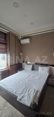 İcarəyə verilir  obyekt 1 000 m², 28 May m., photo 1 from 7