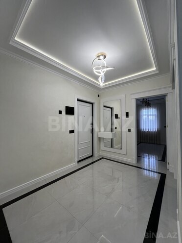 Продаётся 2-комн. вторичка 60 м², photo 1 from 16