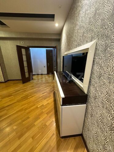 İcarəyə verilir 3 otaqlı yeni tikili 150 m², 20 Yanvar m., photo 8 from 27