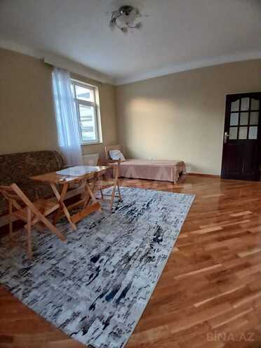 Сдаётся 2-комн. новостройка 87 м², м. Низами, photo 1 from 13