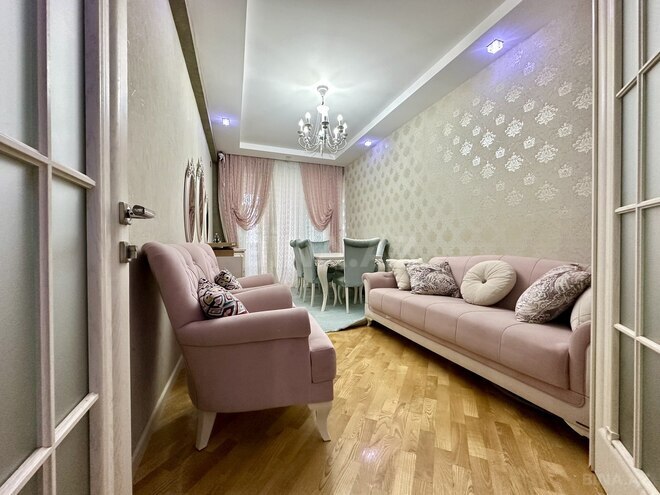 Продаётся 2-комн. новостройка 68 м², м. Нефтчиляр, photo 4 from 18