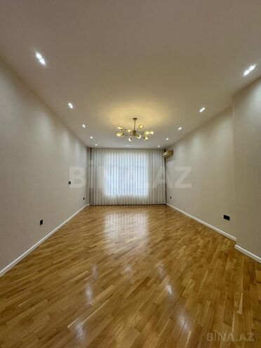Продаётся 3-комн. новостройка 148 м², м. Ази Асланов, photo 1 from 12