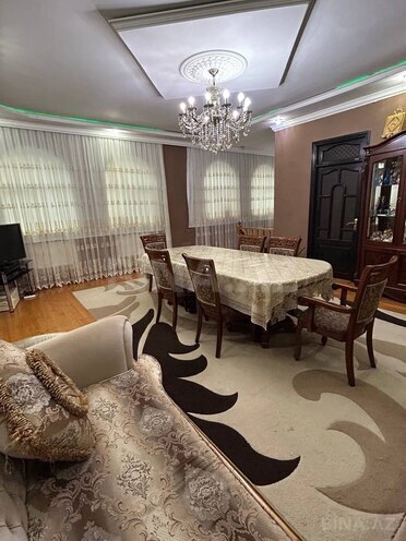 Satılır 7 otaqlı həyət evi/bağ evi 180 m², Qaraçuxur q., photo 1 from 23