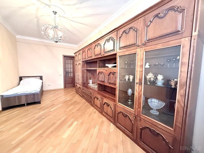 İcarəyə verilir 4 otaqlı yeni tikili 210 m², Nəsimi r., photo 11 from 18