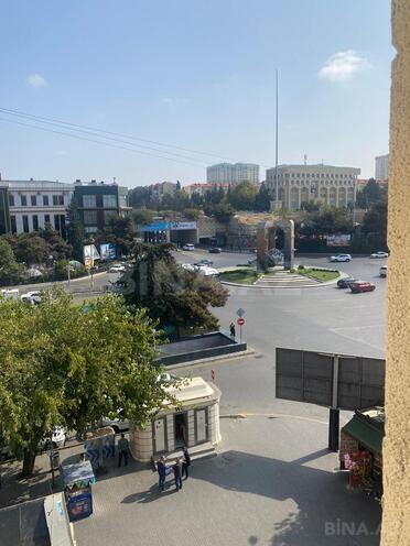 Сдаётся 1-комн. вторичка 32 м², м. Нефтчиляр, photo 5 from 6