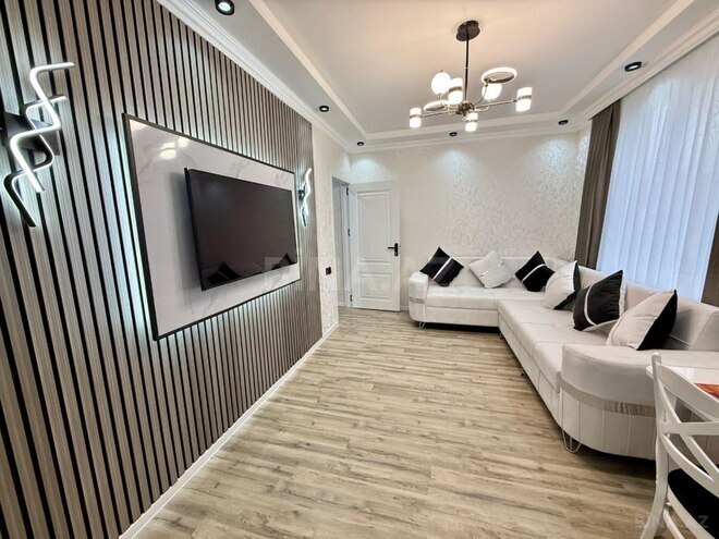 Продаётся 2-комн. вторичка 40 м², м. Нефтчиляр, photo 15 from 18