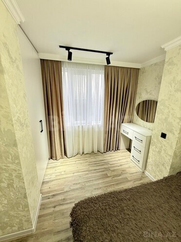Продаётся 2-комн. вторичка 40 м², м. Нефтчиляр, photo 8 from 18