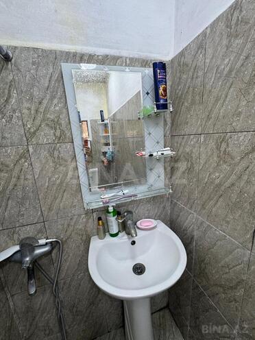 Satılır 2 otaqlı köhnə tikili 20 m², Qara Qarayev m., photo 10 from 14