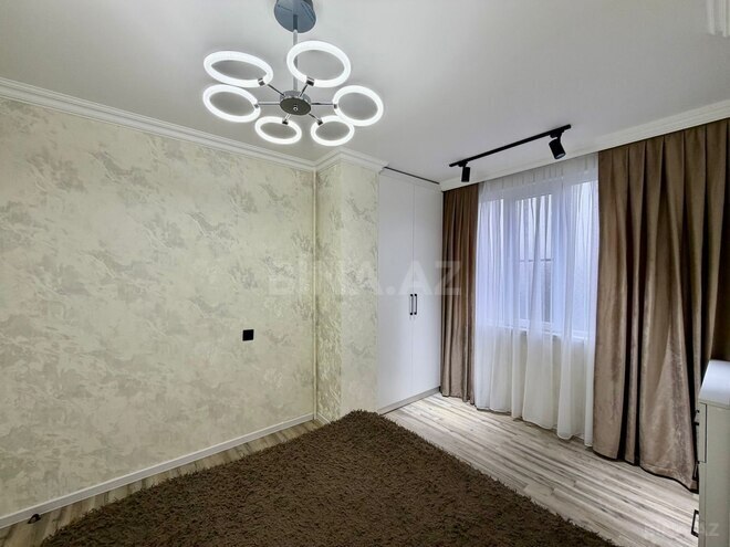 Продаётся 2-комн. вторичка 42 м², м. Нефтчиляр, photo 7 from 14