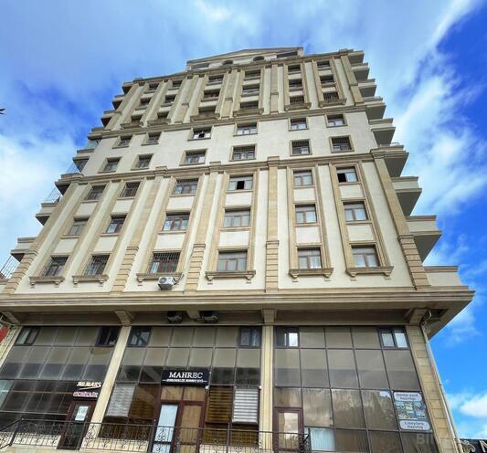 Продаётся 3-комн. новостройка 130 м², м. Мемар Аджеми, photo 1 from 9