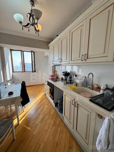 Satılır 2 otaqlı köhnə tikili 70 m², Azadlıq Prospekti m., photo 16 from 27