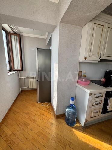 Satılır 2 otaqlı köhnə tikili 70 m², Azadlıq Prospekti m., photo 20 from 27
