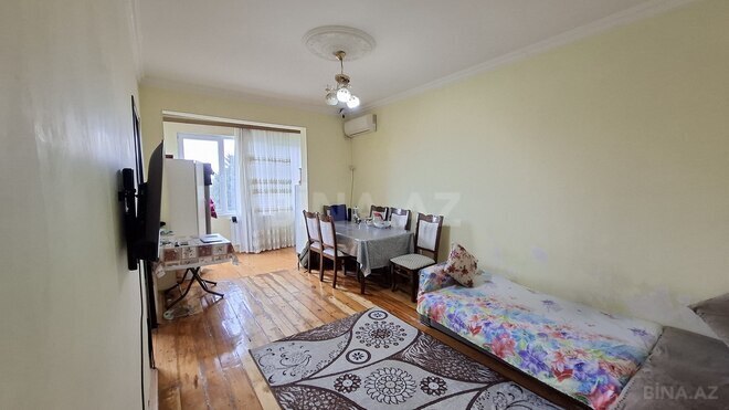 Продаётся 2-комн. вторичка 40 м², м. Азадлыг проспекти, photo 1 from 9