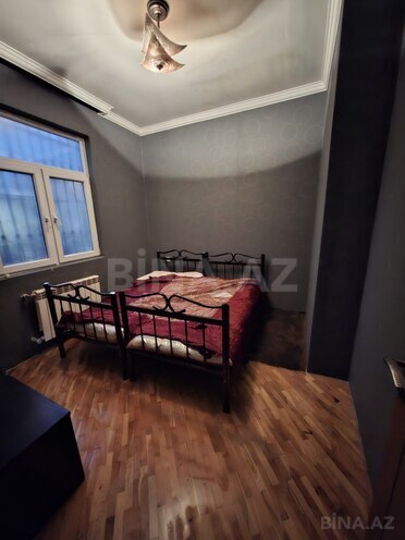 Сдаётся 3-комн. вторичка 80 м², м. Низами, photo 4 from 7