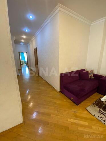 İcarəyə verilir 4 otaqlı yeni tikili 230 m², 28 May m., photo 17 from 26