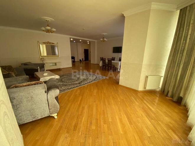 İcarəyə verilir 4 otaqlı yeni tikili 230 m², 28 May m., photo 8 from 26